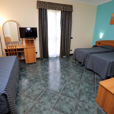 Hotel Palacavicchi Τσιαμπίνο Εξωτερικό φωτογραφία