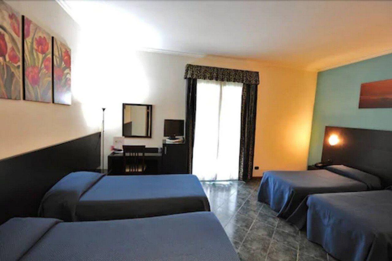 Hotel Palacavicchi Τσιαμπίνο Εξωτερικό φωτογραφία
